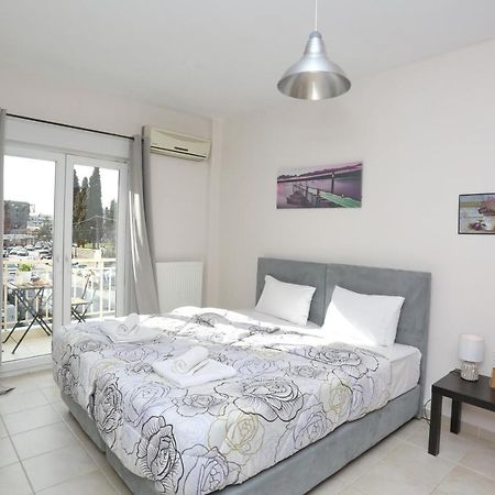 Pantheon City Center Studio Apartment Tesalonika Bagian luar foto